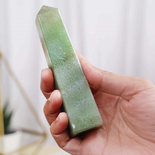 Green Aventurine (60-70gm) Pencil Tower